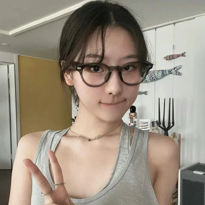 莫茜
